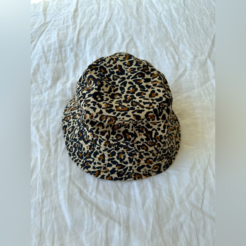 A.P.C. Leopard Print Bucket Hat